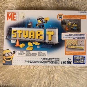 Despicable Me Mega Blocks “Build Your Name”
